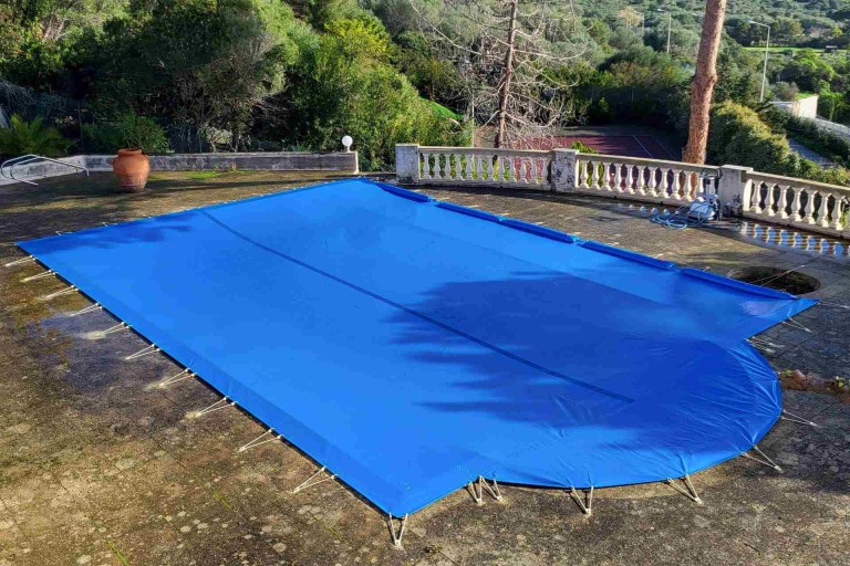 Couvertures hivernage piscine en PVC, fabrication sur mesure - Spa